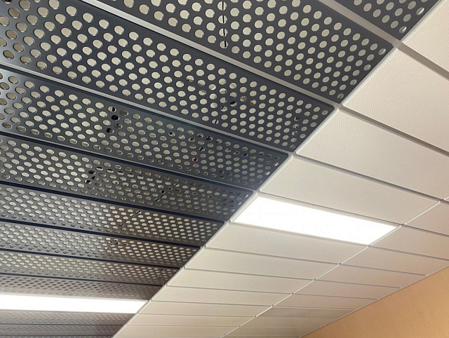 Дизайнерская перфорированная панель