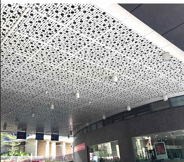 Дизайнерская перфорированная панель